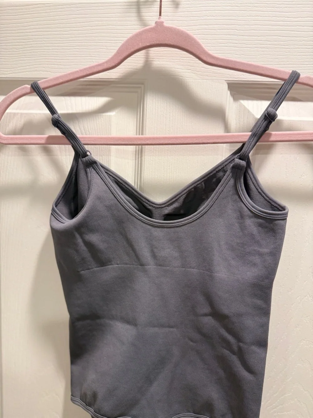 NWOT OQQ Seamless Thong Bodysuit Medium Gray Sculpting Stretch Cami Slim Fit - Picture 8 of 9